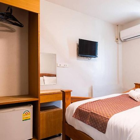 Go Inn Khaosan Road Банкок Екстериор снимка